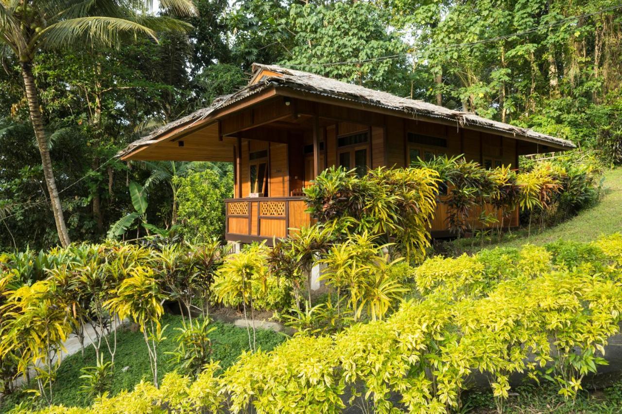 K2 Lembeh Dive Resort Bitung Exterior foto